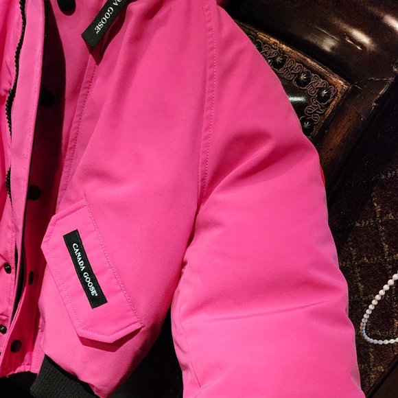 Canada goose Jacket - Picture 3 of 15